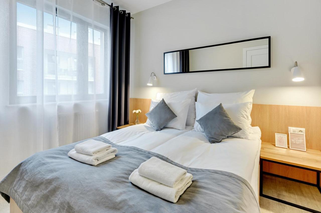 Waterlane Riverside Spa, Pool & Gym By Downtown Apartments Gdansk Exterior foto